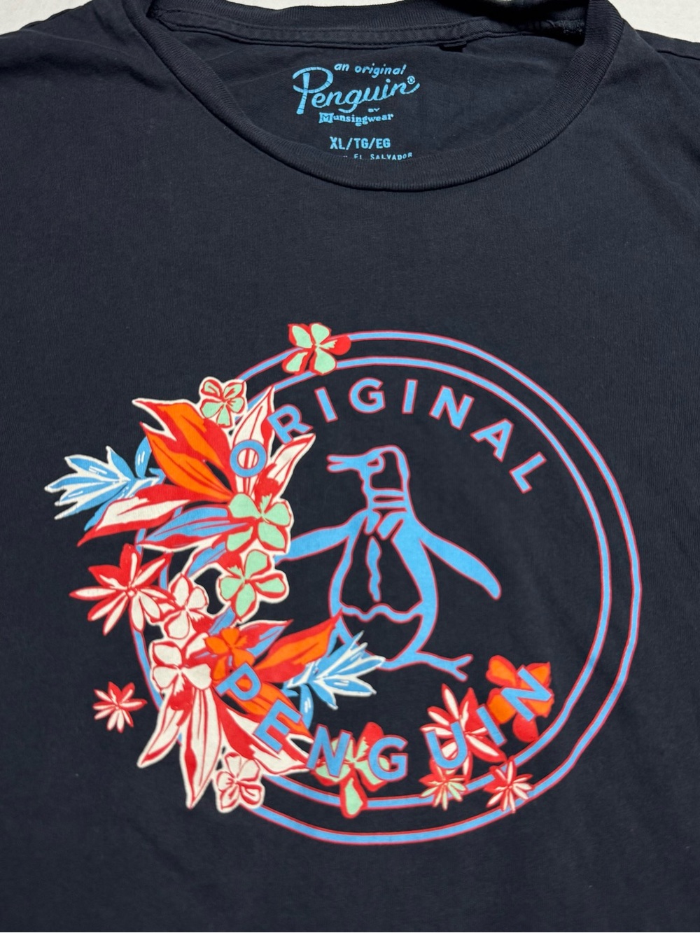 Original Penguin By Munsingwear Floral Logo T-Shirt Blue Men’s Size: XL - Picture 2 of 8
